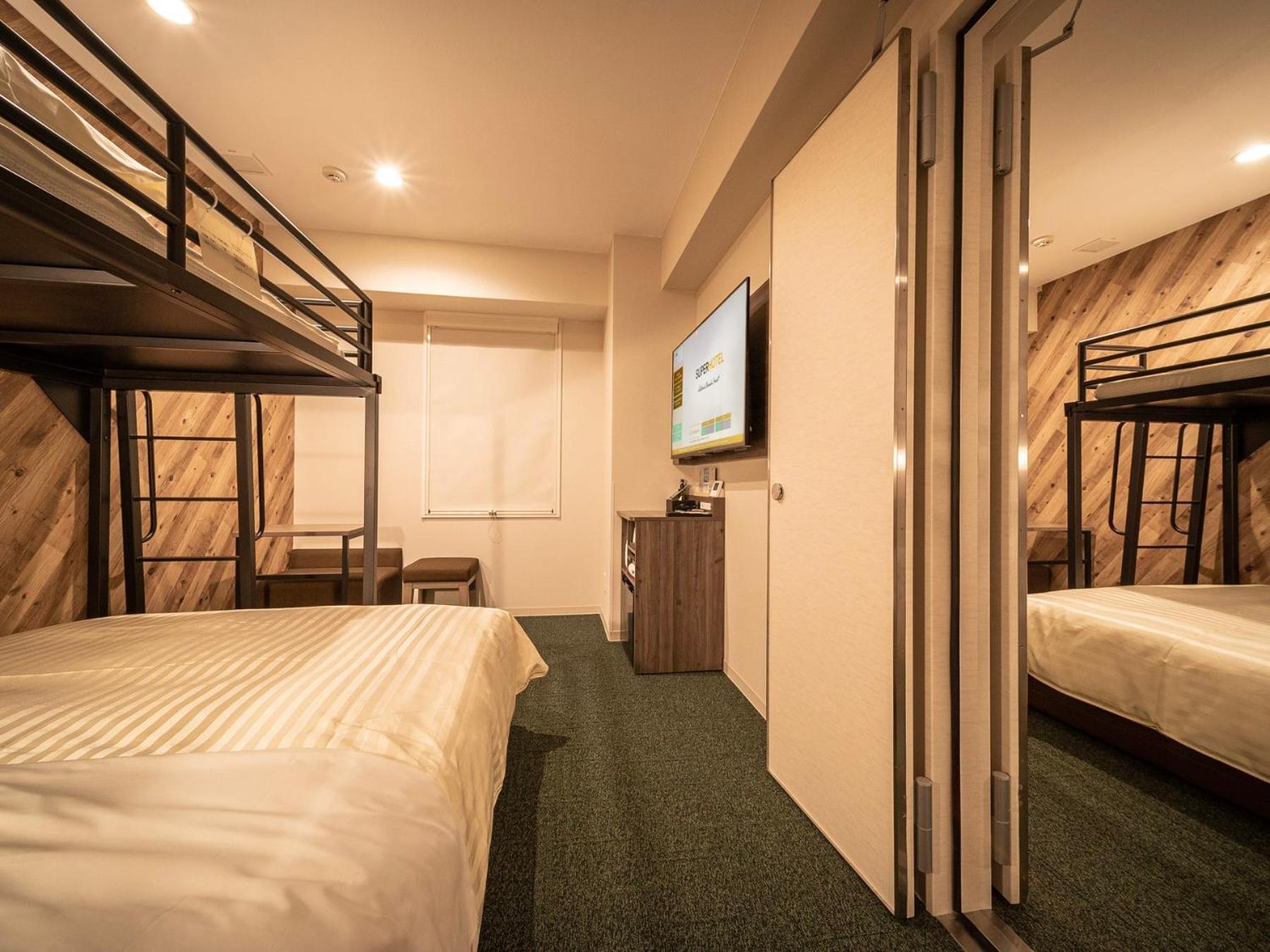 Super Hotel Kumamoto Ekimae Natural Hot Springs Екстер'єр фото