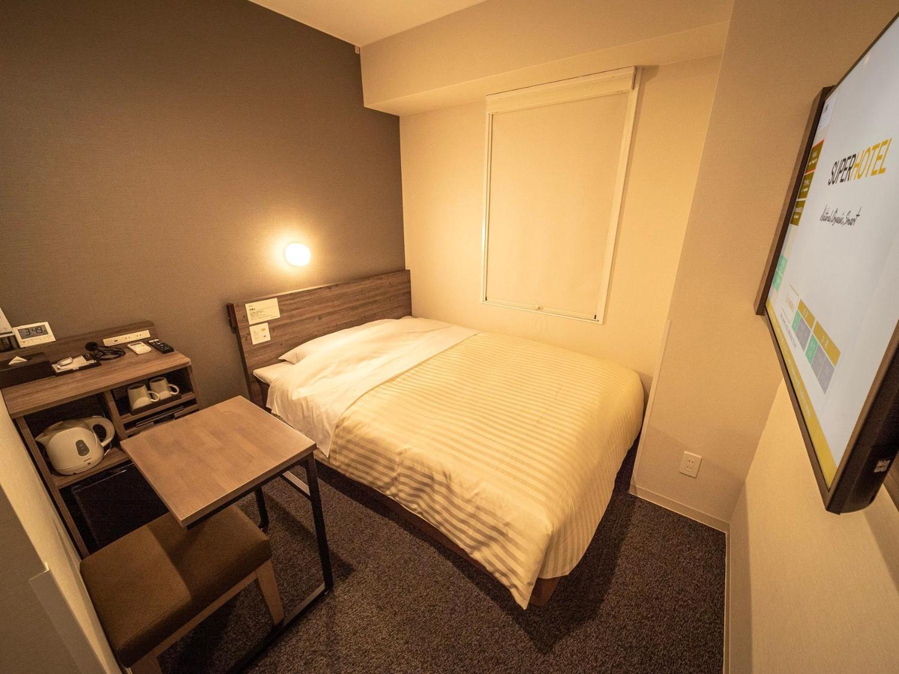 Super Hotel Kumamoto Ekimae Natural Hot Springs Екстер'єр фото